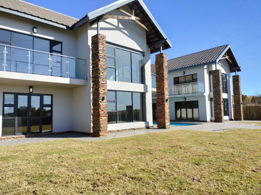 5 Bedroom Property for Sale in Lilyvale Free State